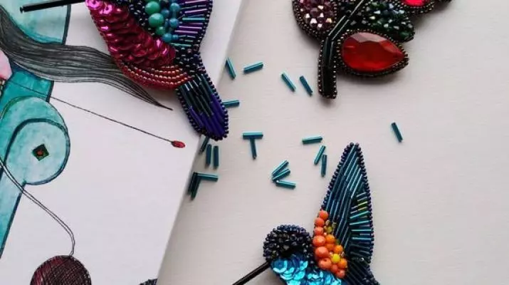 Простая схема плетения колибри из бисера