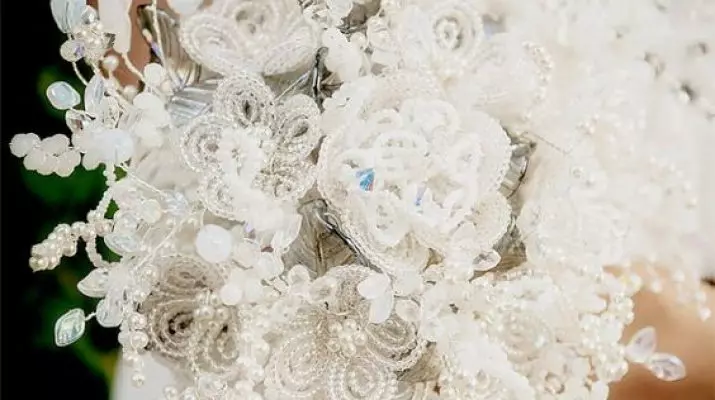 Свадебные букеты из бисера — шедевр для особого случая