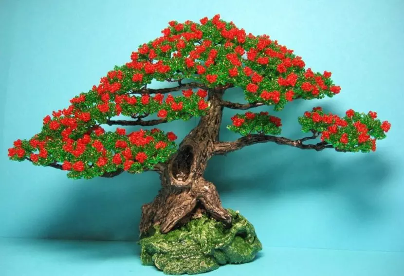 Живописное дерево «Дионис» из бисера